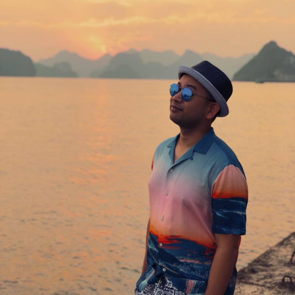 Meet your Posher, Quoc